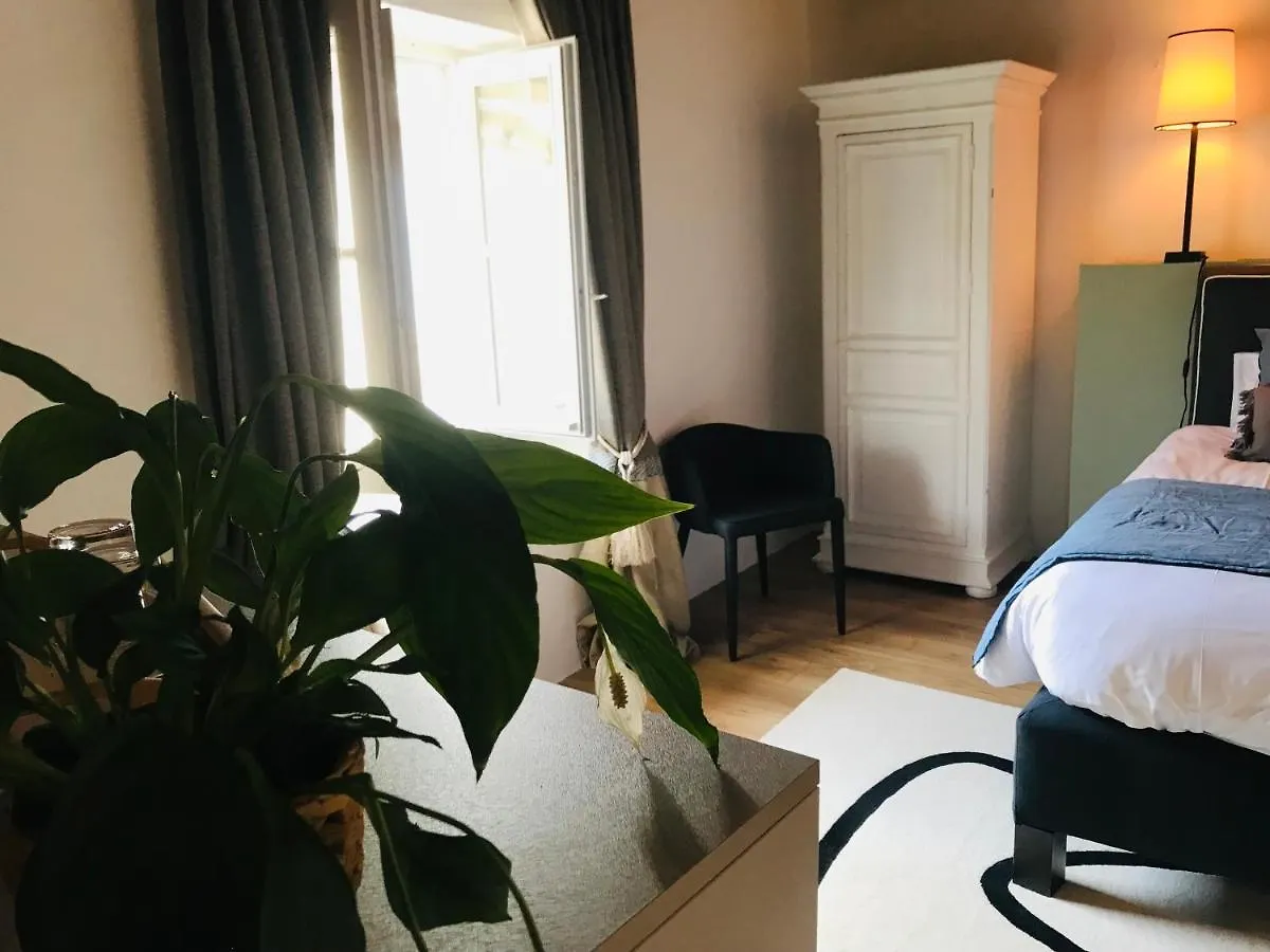 La Chapelle Sur La Sorgue Bed & Breakfast L'Isle-sur-la-Sorgue 0*,  France